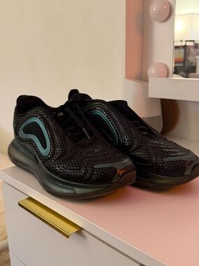 Nike Women's Black Sneakers with Teal Accents